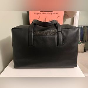 Away OG everywhere duffle - black leather NWT
